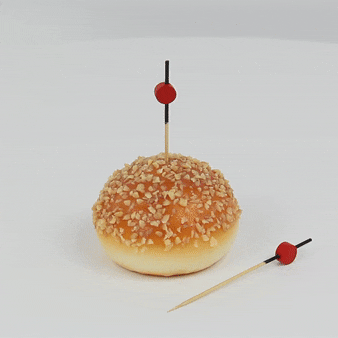 100pcs - 9cm - Pique bambou noir avec décor rouge "Atami"