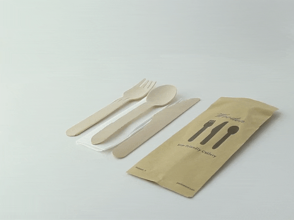 50pcs - Kit couverts bois 4/1: couteau fourchette cuillère serviette, emballage kraft - 16,5 cm